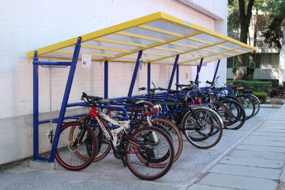 Fahrradständer mit Dach